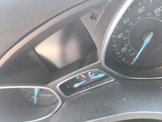 2014 Ford Escape SE - Interior Instrument Cluster / Odometer Image